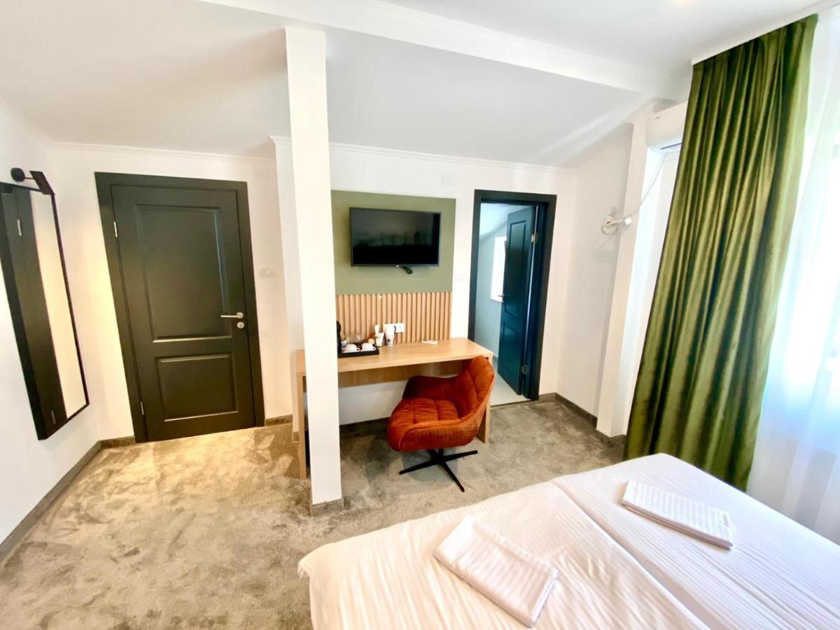 Victoria Rooms Oradea Zewnętrze zdjęcie