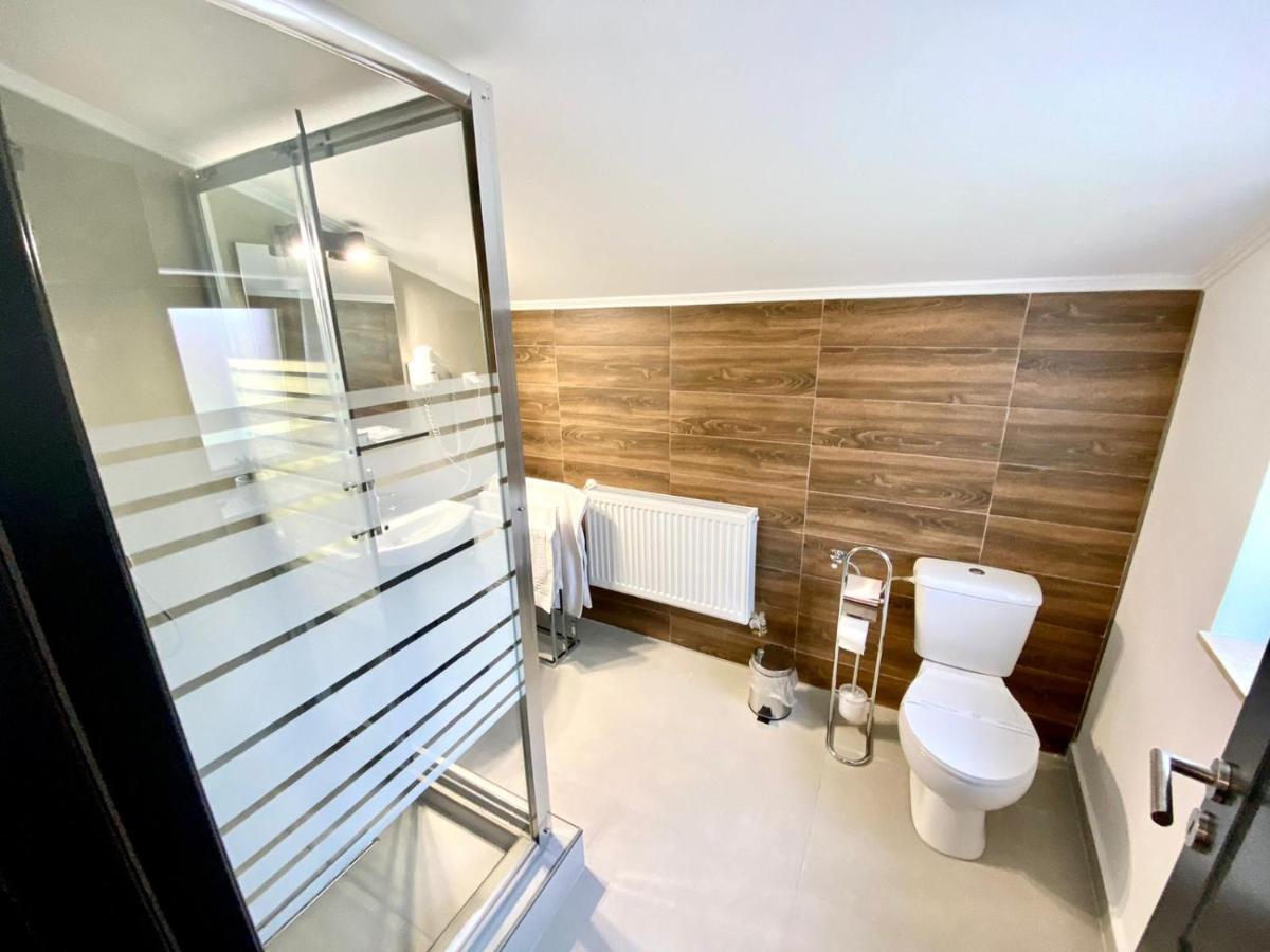 Victoria Rooms Oradea Zewnętrze zdjęcie