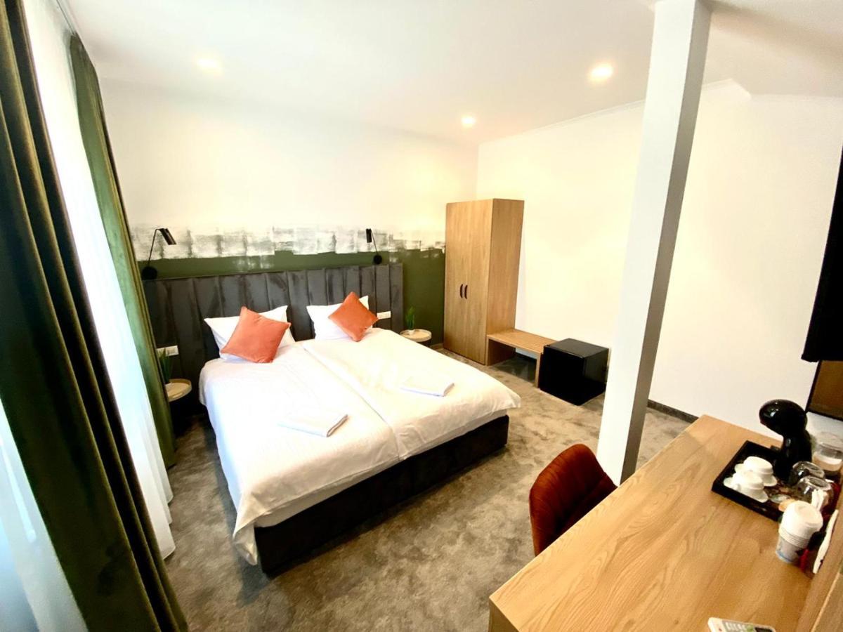 Victoria Rooms Oradea Zewnętrze zdjęcie